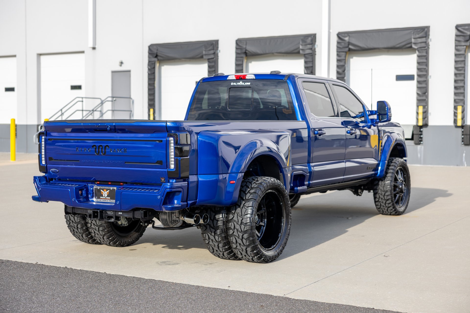 Used 2026 Ford F450 King Ranch w/ Chrome Package AWD/4WD image 12