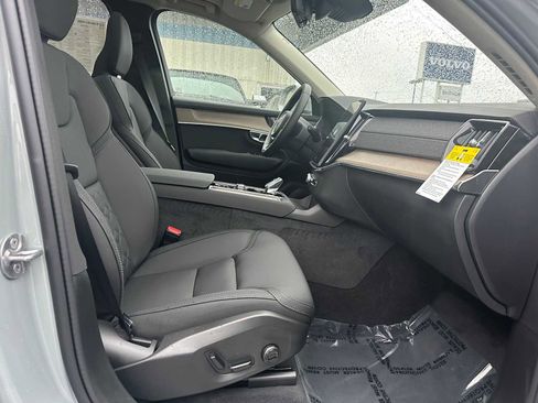 New 2026 Volvo XC90 B6 Plus image 10