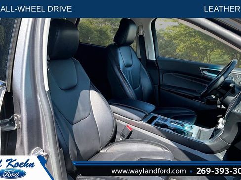 Used 2021 Ford Edge Titanium w/ Cargo Accessory Package FWD image 7