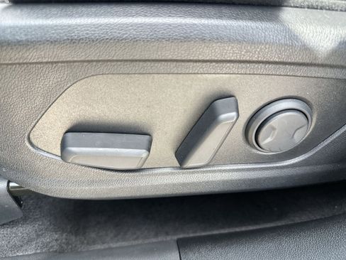 Certified 2025 Kia Sorento S w/ Panoramic Sunroof Package FWD image 14