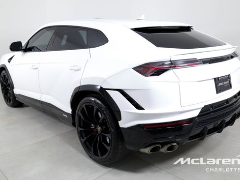 Used 2023 Lamborghini Urus S image 6