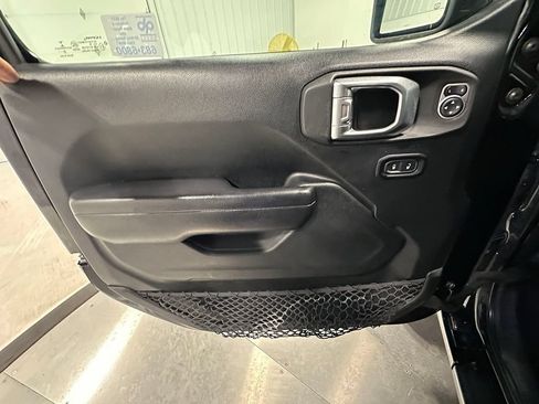 Used 2021 Jeep Wrangler Unlimited Sport AWD/4WD image 18