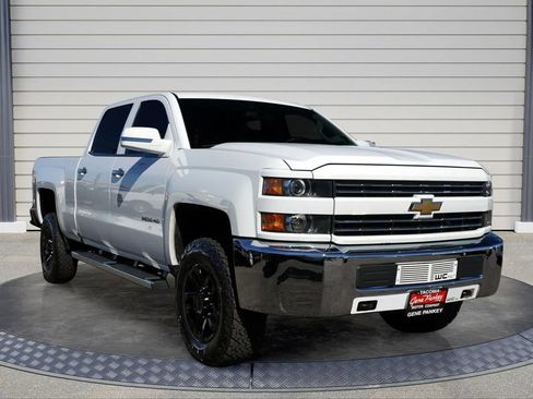 Used 2016 Chevrolet Silverado 2500 W/T w/ Snow Plow Prep Package AWD/4WD image 1