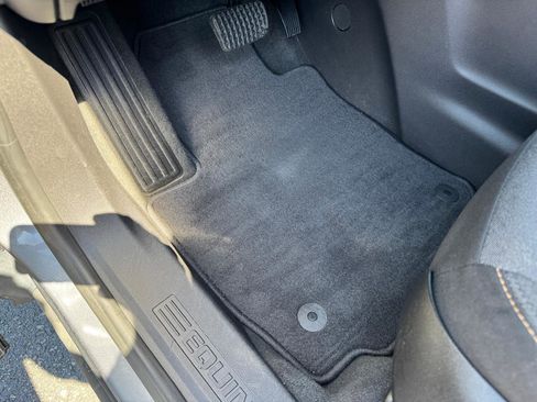 Used 2019 Chevrolet Equinox LT image 13