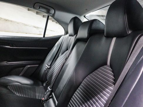 Certified 2020 Toyota Camry SE w/ Carpet Mat Package FWD image 18