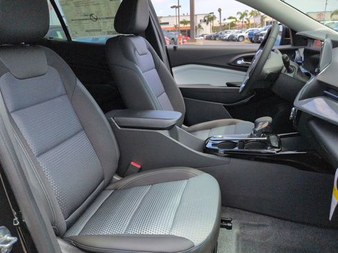 New 2026 Chevrolet Trax LT w/ Driver Confidence Package FWD image 29