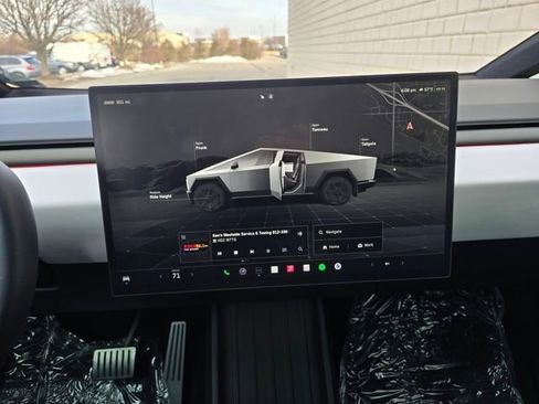 Used 2025 Tesla Cybertruck AWD Crew Cab image 35