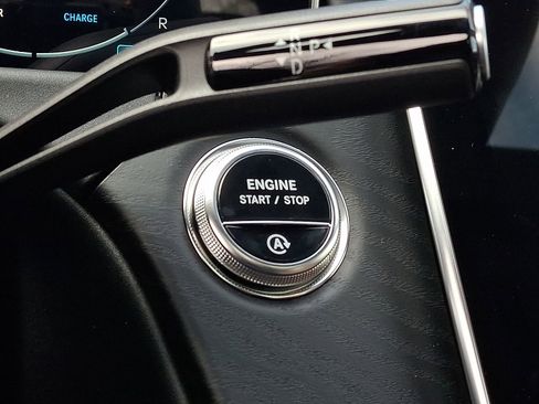 New 2026 Mercedes-Benz E 350 4MATIC Sedan image 17