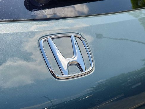Certified 2024 Honda HR-V EX-L image 30