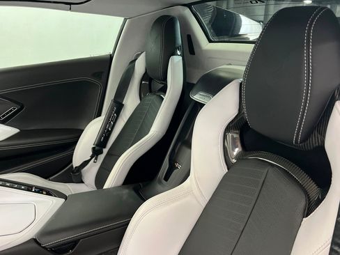 Used 2023 Chevrolet Corvette Stingray Premium Conv w/ Stealth Interior Trim Package RWD image 13