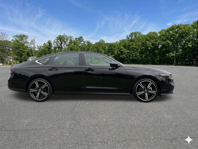 Used 2024 Honda Accord Sport image 10