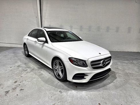 Used 2019 Mercedes-Benz E 300 image 3