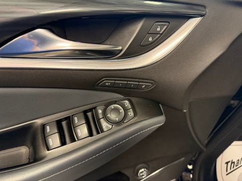 Used 2024 Buick Enclave Premium FWD image 10