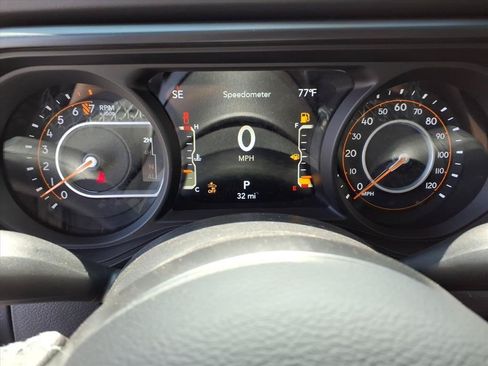 New 2026 Jeep Gladiator Rubicon w/ Safety Group AWD/4WD image 11