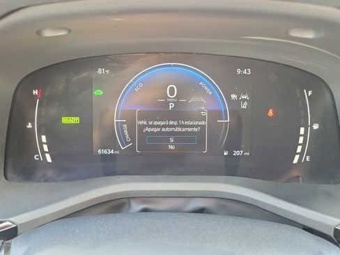 Used 2025 Toyota Camry SE image 19