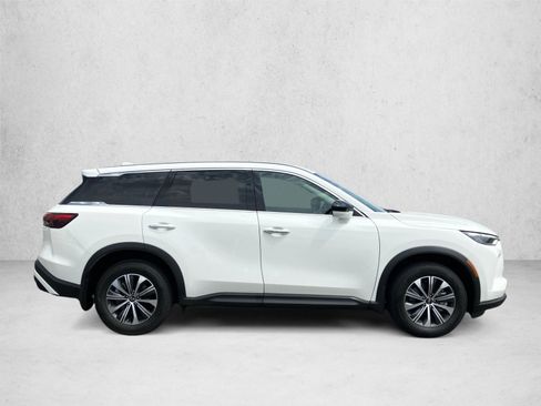 Used 2025 INFINITI QX60 Pure FWD image 4