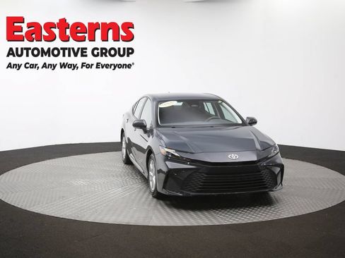 Used 2025 Toyota Camry LE FWD image 49