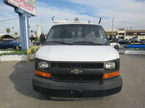 Used 2015 Chevrolet Express 2500 Cargo Van image 5