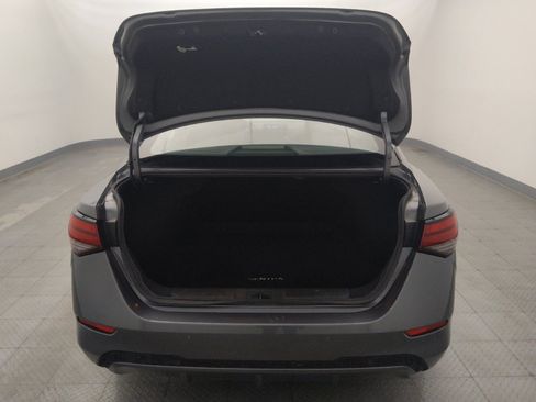Used 2024 Nissan Sentra S FWD image 29