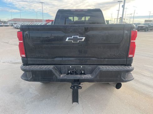Used 2025 Chevrolet Silverado 2500 High Country w/ Midnight Edition image 6