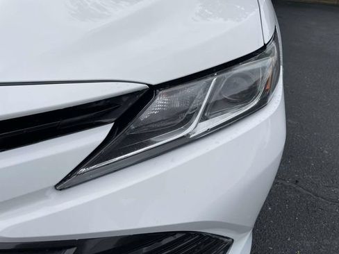Used 2018 Toyota Camry LE w/ Convenience Package FWD image 36