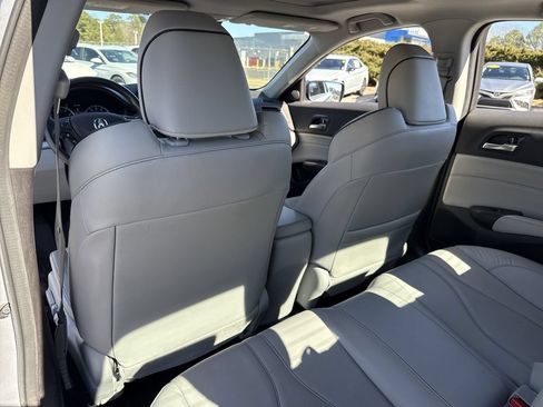 Used 2019 Acura ILX FWD image 22
