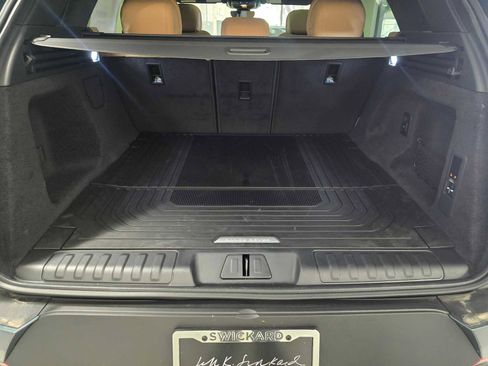 New 2026 Land Rover Range Rover Sport SE AWD/4WD image 17