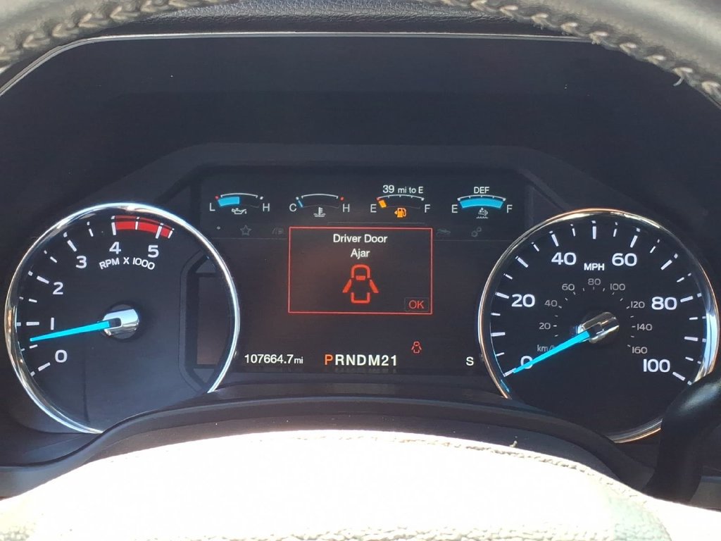 Used 2019 Ford F350 Lariat w/ Lariat Ultimate Package AWD/4WD image 6