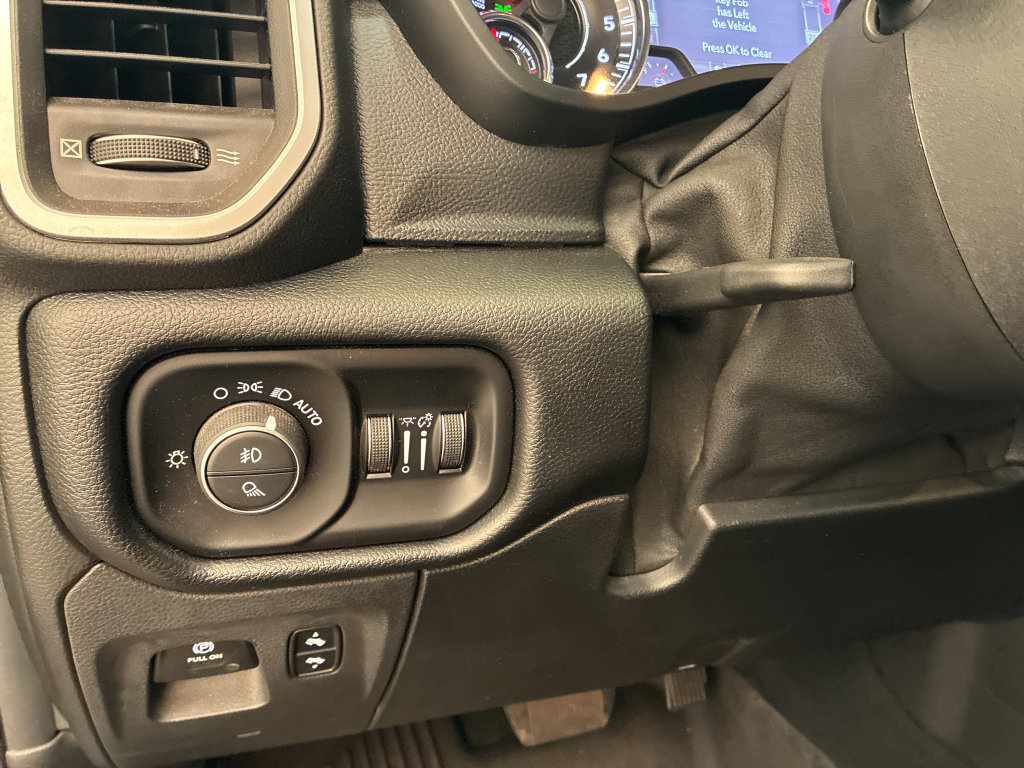Used 2019 RAM 1500 Big Horn AWD/4WD image 26
