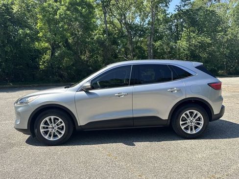Certified 2021 Ford Escape SE FWD image 4
