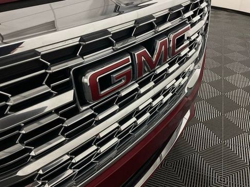 Used 2023 GMC Terrain Denali AWD/4WD image 9