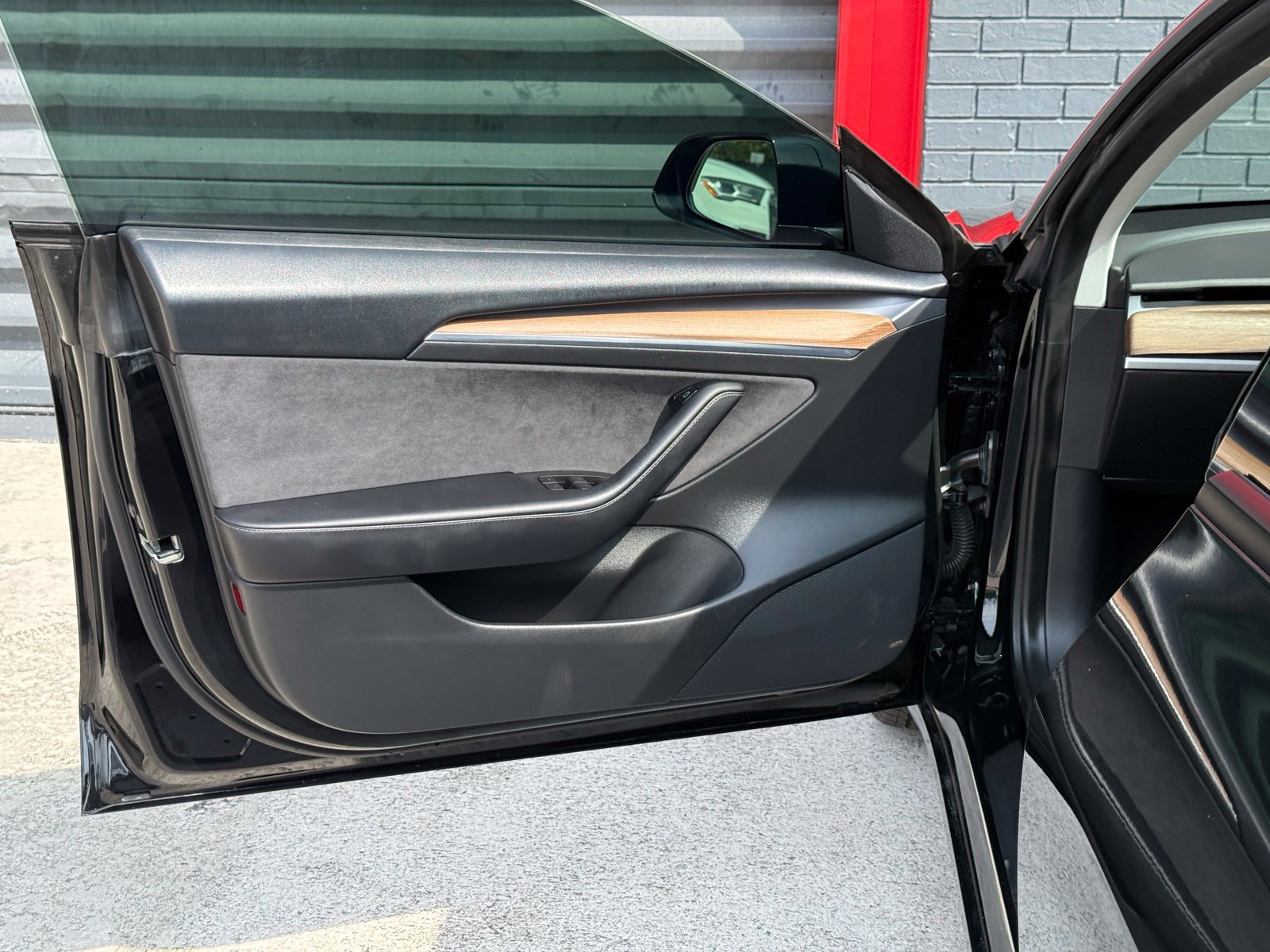 Used 2021 Tesla Model 3 Standard Range Plus RWD image 13