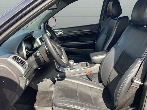 Used 2015 Jeep Grand Cherokee Altitude AWD/4WD image 9