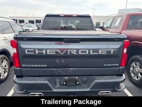 Used 2020 Chevrolet Silverado 1500 Custom w/ Custom Value Package AWD/4WD image 5