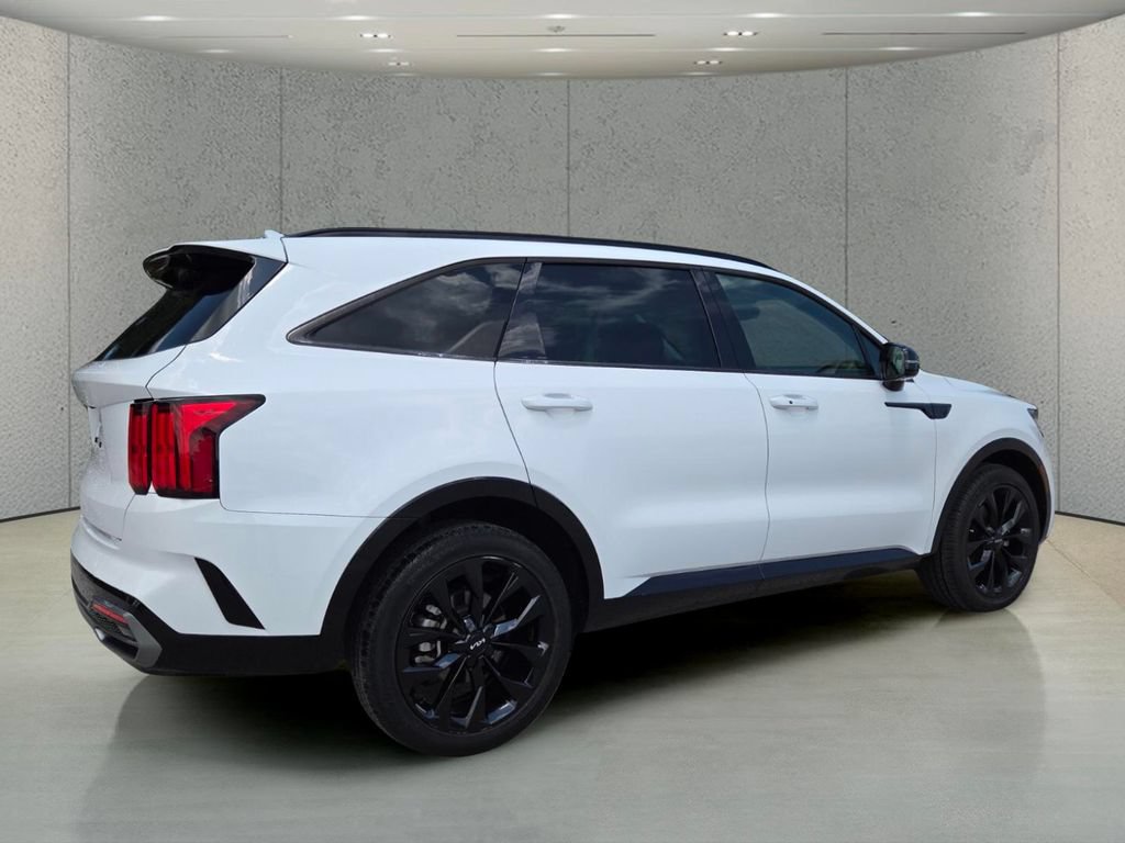 Used 2023 Kia Sorento SX FWD image 4