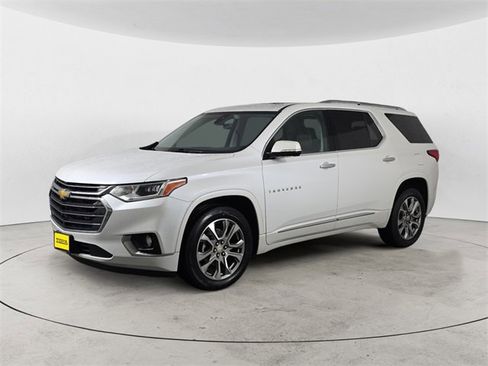 Certified 2020 Chevrolet Traverse Premier image 1