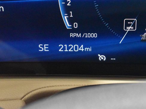 Certified 2024 Cadillac XT4 Premium Luxury AWD/4WD image 20