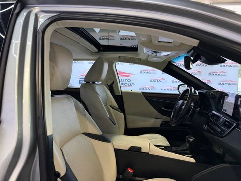 Used 2024 Lexus ES 350 w/ Premium Package FWD image 50