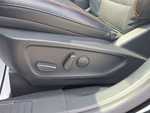 Used 2025 Ford Escape ST-Line image 17