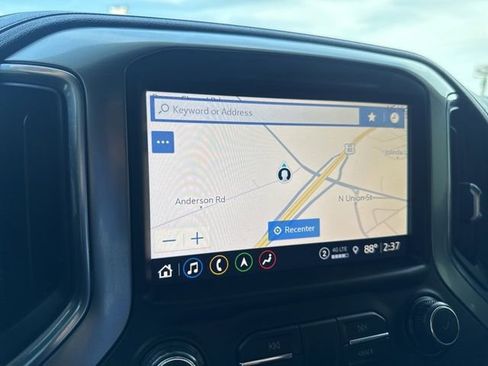 Used 2021 Chevrolet Silverado 1500 LTZ image 3