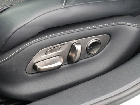 Used 2023 Lexus LS 500 F Sport image 27