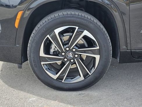 Used 2025 Buick Enclave Sport Touring image 12