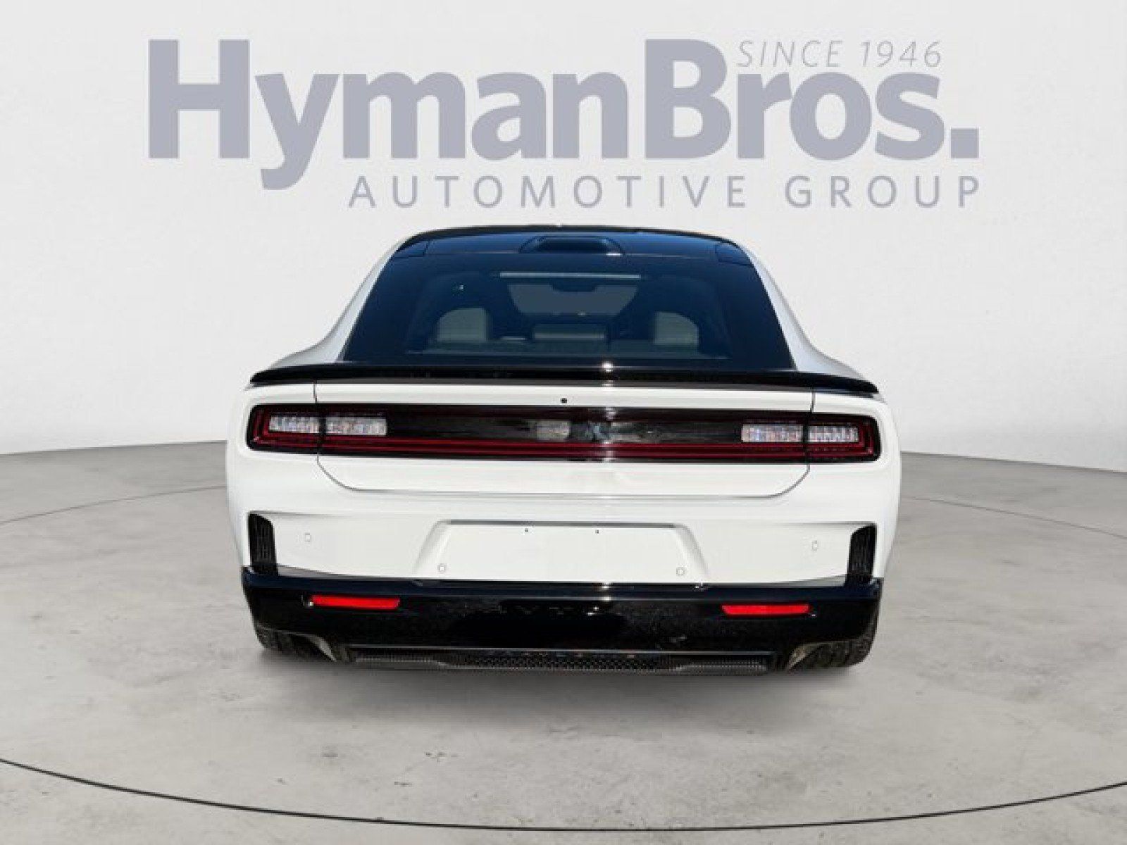 Used 2025 Dodge Charger Daytona Scat Pack w/ Track Pack AWD/4WD image 4