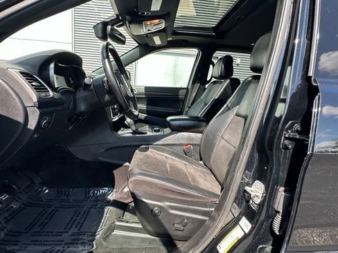 Used 2022 Jeep Grand Cherokee Laredo X AWD/4WD image 26