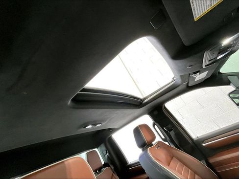 Used 2024 GMC Sierra 2500 Denali Ultimate image 26