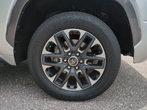 Used 2022 Toyota Tundra Limited RWD image 11