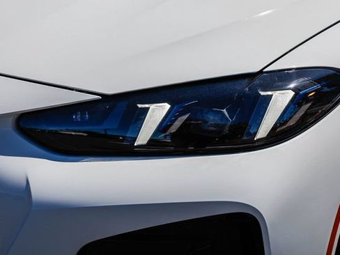 Used 2025 BMW 430i Convertible w/ M Sport Package RWD image 8