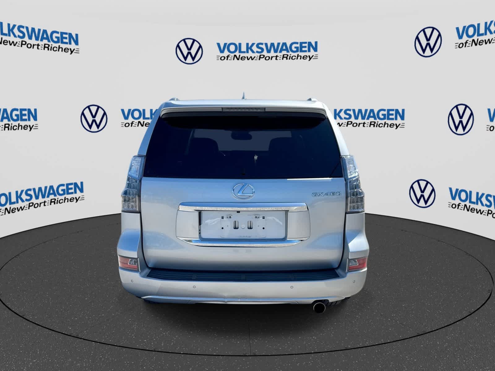Used 2016 Lexus GX 460 w/ Premium Package AWD/4WD image 13