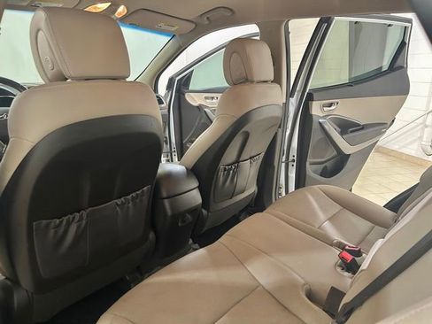 Used 2018 Hyundai Santa Fe Sport 2.0T FWD image 12