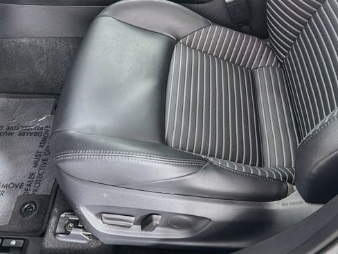 Used 2025 Toyota Corolla XSE FWD image 23